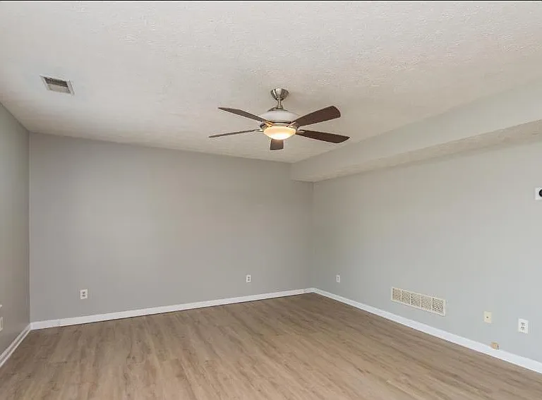 2142 Santa Anita Dr — Photo 5