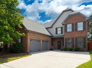 2424 Chalybe Trl, Hoover, AL 35226