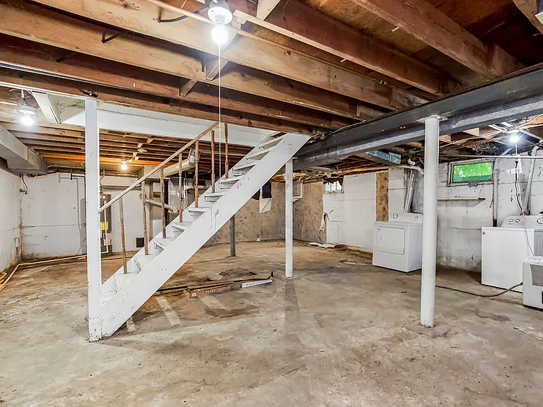 4131EatonSt-20_10222024