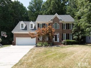 8909 Oxbridge Ct, Raleigh, NC 27613