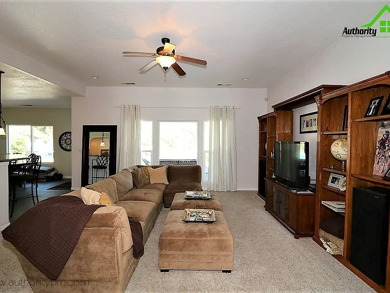 14270 Quail Springs Rd — Photo 16