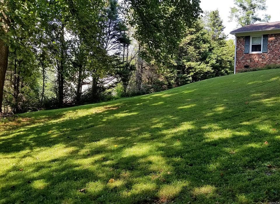 159 Sealock Dr, Front Royal, VA 22630 Zillow