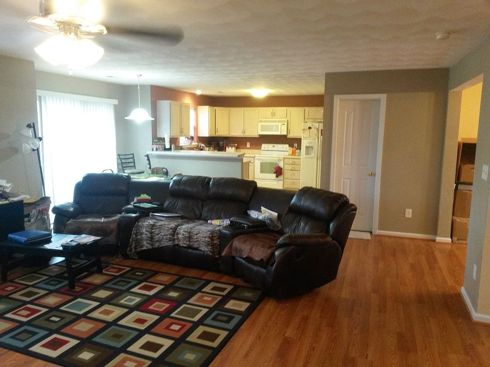 1st image of 496 Trumble Ln