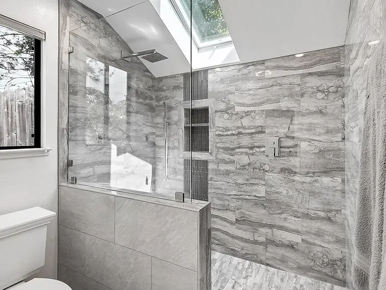 101 Brown Dr — Photo 22