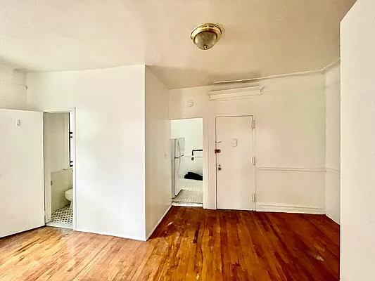 Rented by Pear NYC LLC | media 36