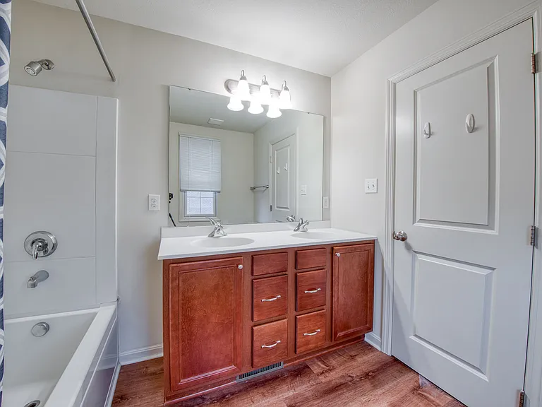 423 Marshall Heights Dr — Photo 20