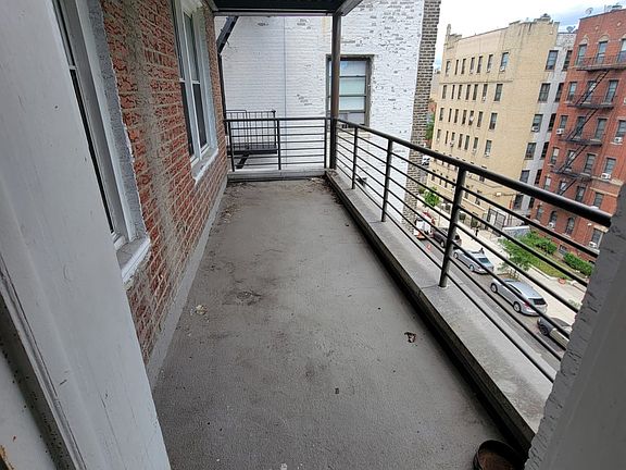 5th image of 330 E 19th St #6E