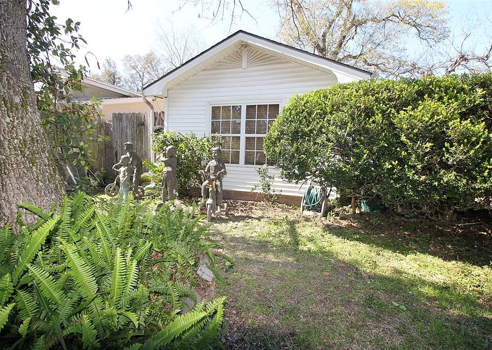 1st image of 11309 Bannister Ln