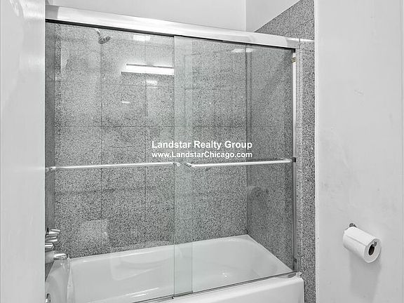 4th image of 7608 N Rogers Ave APT 201