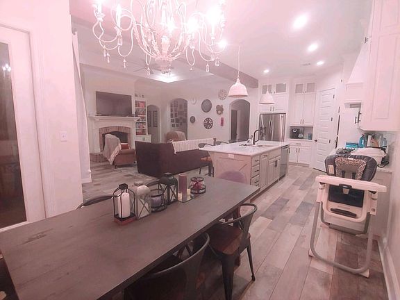 4th image of 603 Dumaine Dr