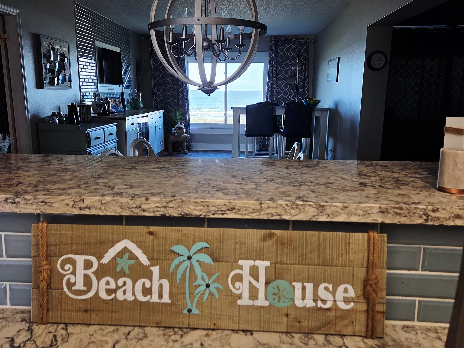 2 bed, 1326 sqft, $3,300 — Photo 2