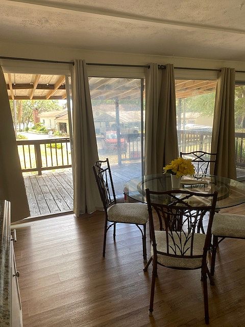 1st image of 9355 Silver Lake Dr #9355