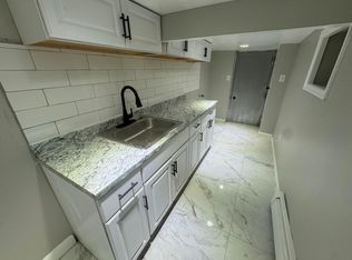 7 White Ter, Newark, NJ 07108