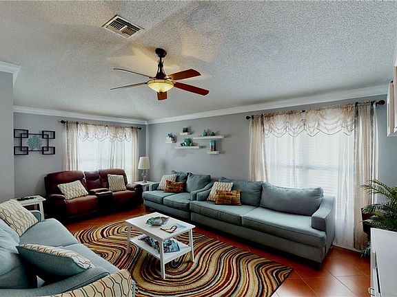 4th image of 2645 Chatham Cir
