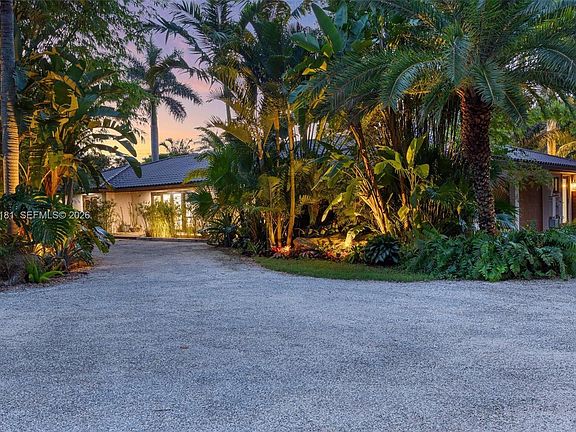 4th image of 18575 SW 280th St