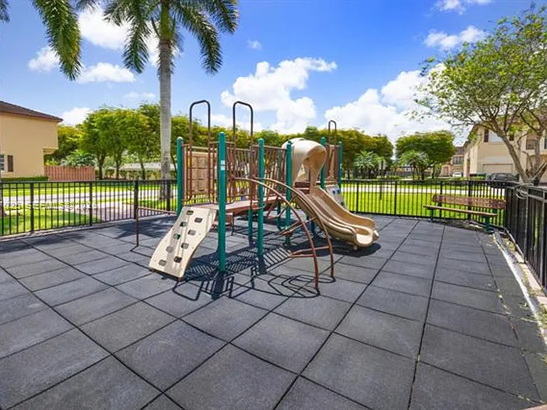 12864 SW 133rd Ter #Townhouse 12864 — Photo 24