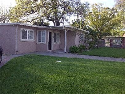 2nd image of 3045 Grove Ave