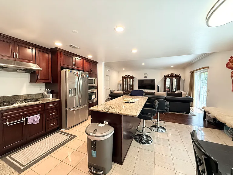 232 Genoa St #A — Photo 6