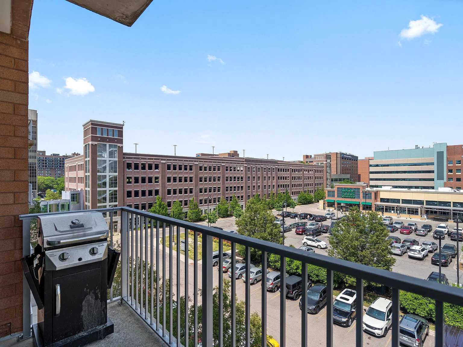 3670 Woodward Ave — Photo 3