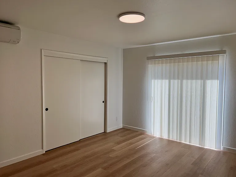 2085 Kim Louise Dr — Photo 14