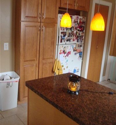 updated Kitchen with ceramic tile