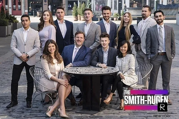 Rented by R New York | media 28