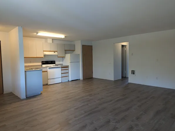 621 Sunset Ave NE #202, Ocean Shores, WA 98569