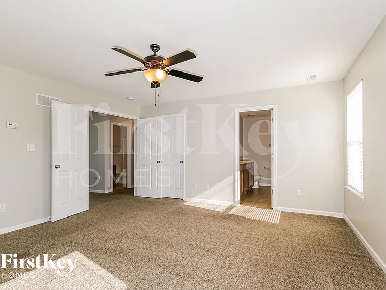 5522 Emerald Ridge Dr — Photo 10