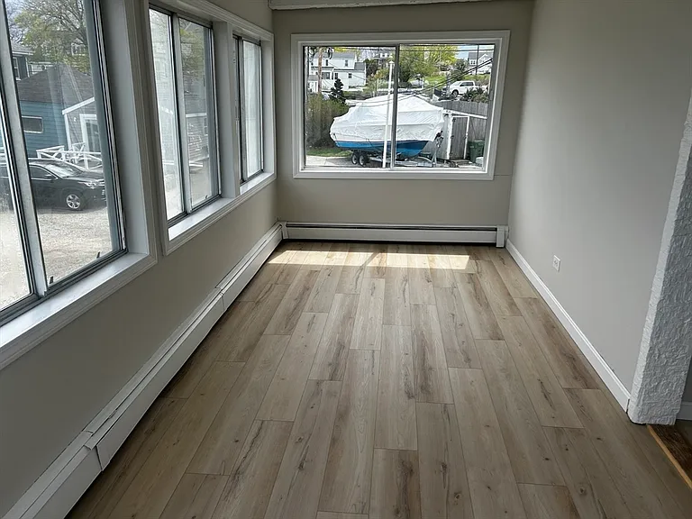 8 Beaver Dam Rd #B — Photo 7