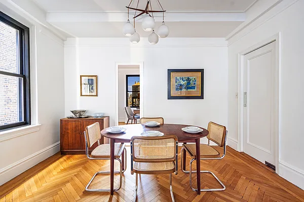 Sold by Compass | media 3