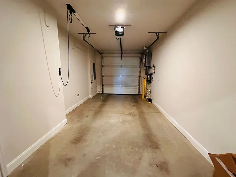 338 Midtown Way — Photo 5