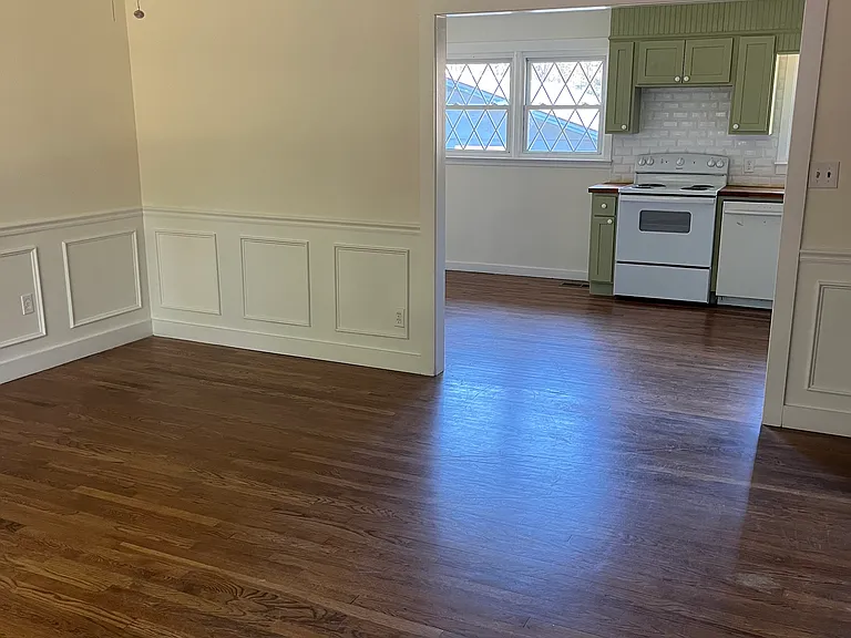 6245 Carter St — Photo 9