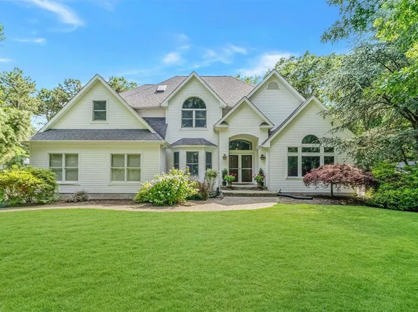 18A Cedar Avenue, Medford, NY 11763