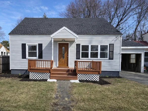 6 Liberty Street, Fairfield, ME 04937