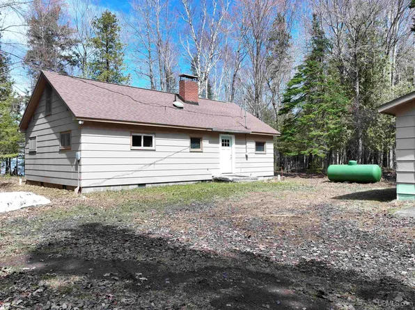 22557 Gauthier Rd, Skanee, MI 49962