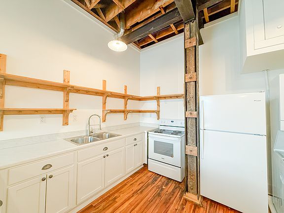 3rd image of 136 E Main St #1