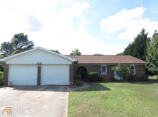108 Idlewood Ct, Bonaire, GA