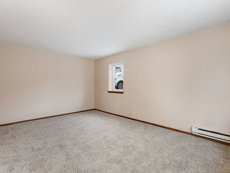 215 Birch St S — Photo 13