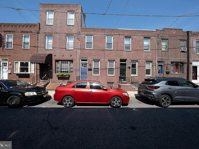 1916 S Alder St — Photo 40