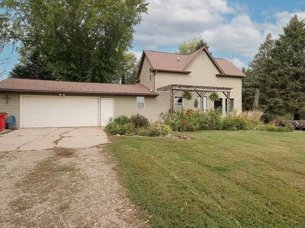 3979 Ibex Ave, Sioux Center, IA 51250