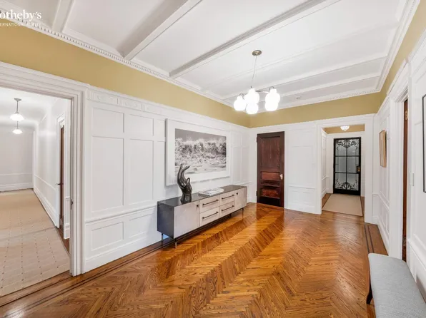 190 Riverside Drive image 2 of 20