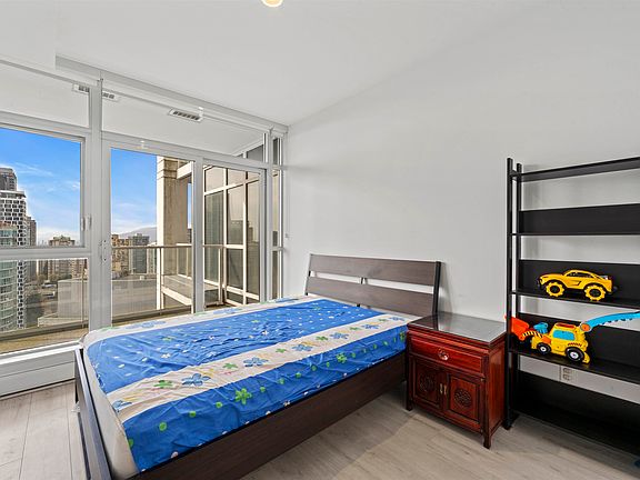 4th image of 6080 McKay Ave #2102