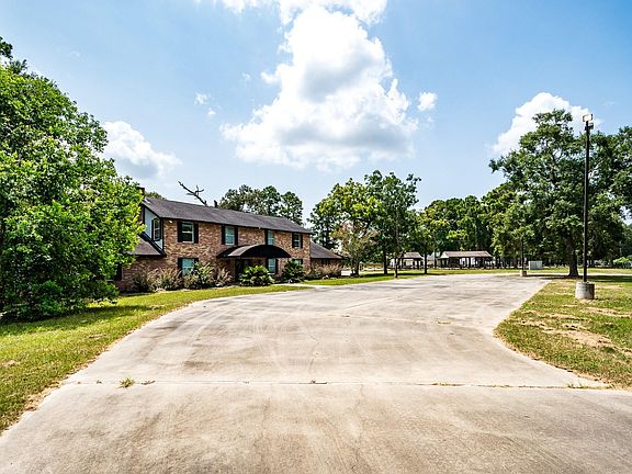 2nd image of 16111 Porter Ln