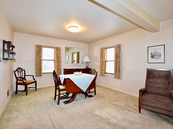 5th image of 4626 N Narragansett Ave