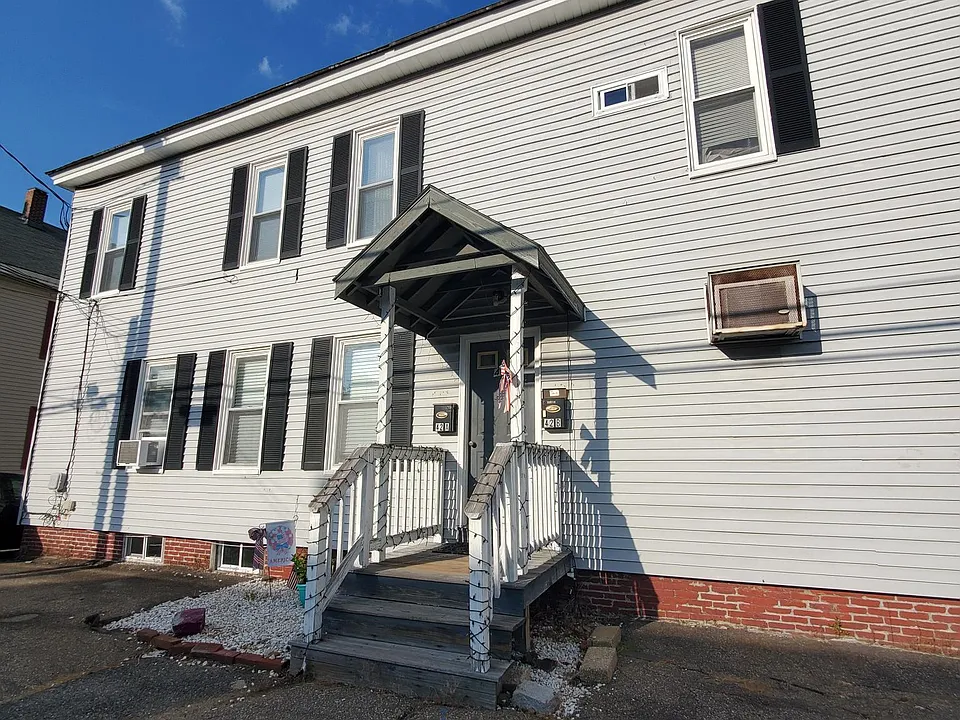 42 Bradley St #B