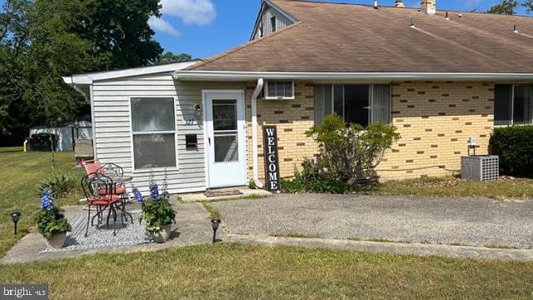 1st image of 127 Elmtowne Blvd