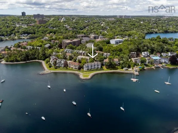 Anchor Dr #123, Halifax, NS B3N 3B9