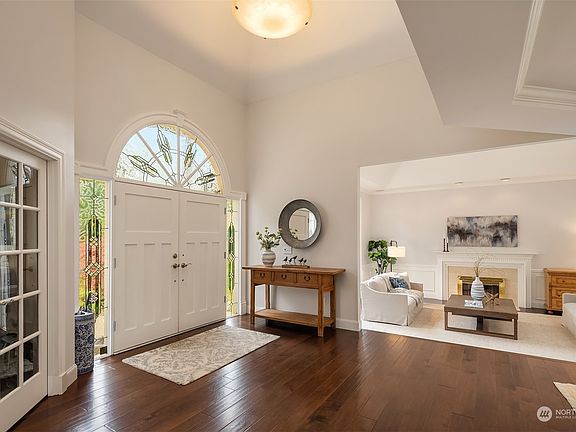 5th image of 13329 160th Avenue NE