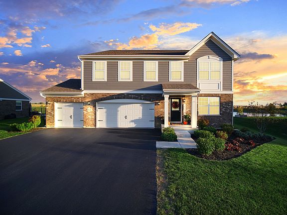 3rd image of 824 Waterton Dr