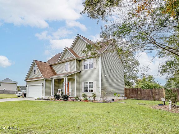 3rd image of 133 Bur Oaks Boulevard